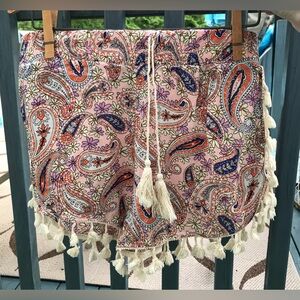 New Tassel fringe boho floral paisley & Flowers shorts in medium, Light Pink
